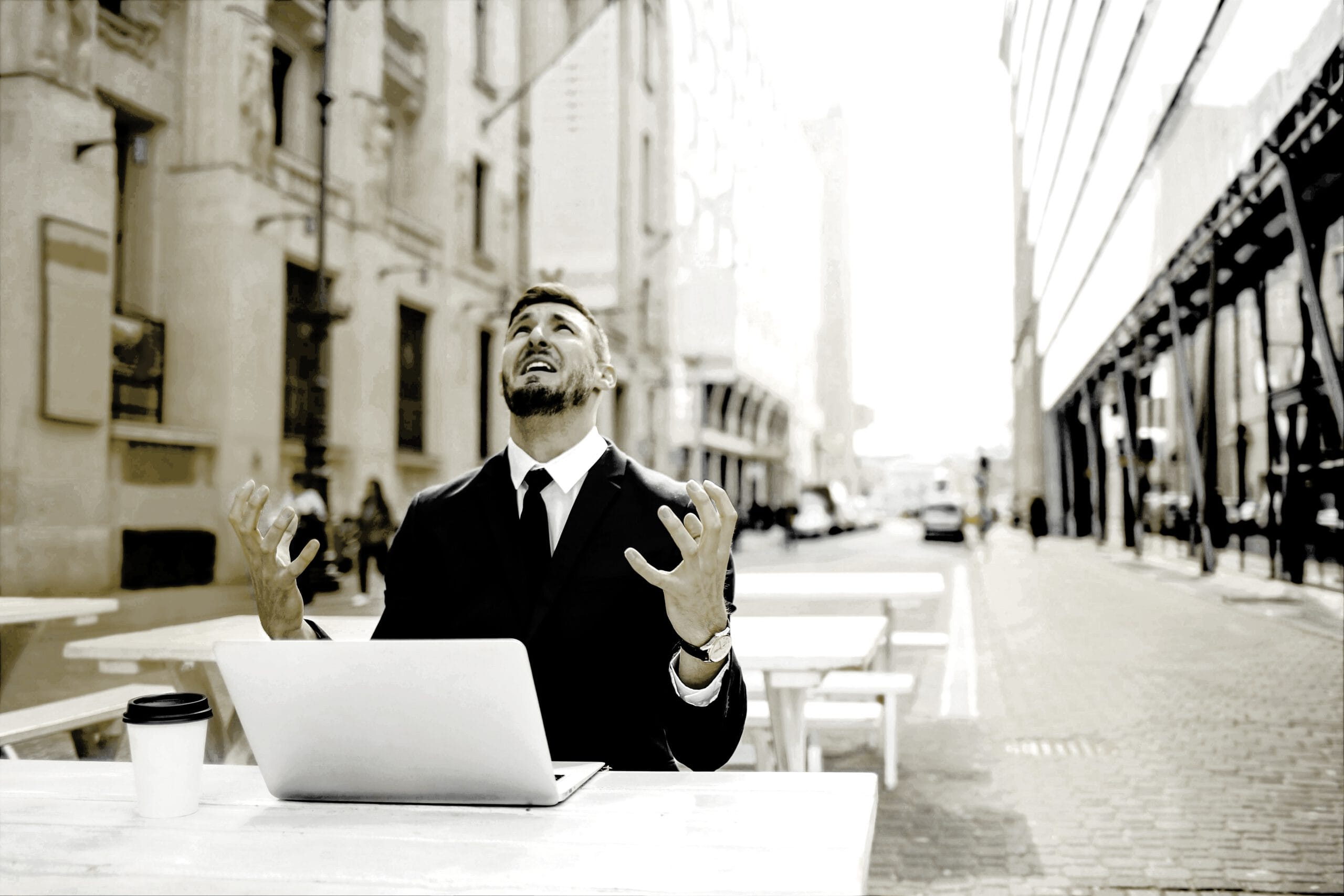 Pleite GmbH loswerden: professionelle Beratung und Dienstleistung