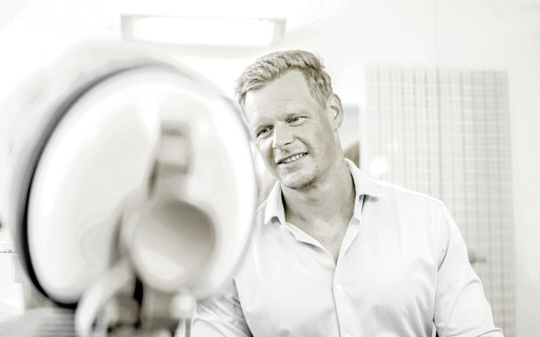 Zahnarzt Maximilian Prill: Einfühlsame Behandlung und Patientennähe in Hannover