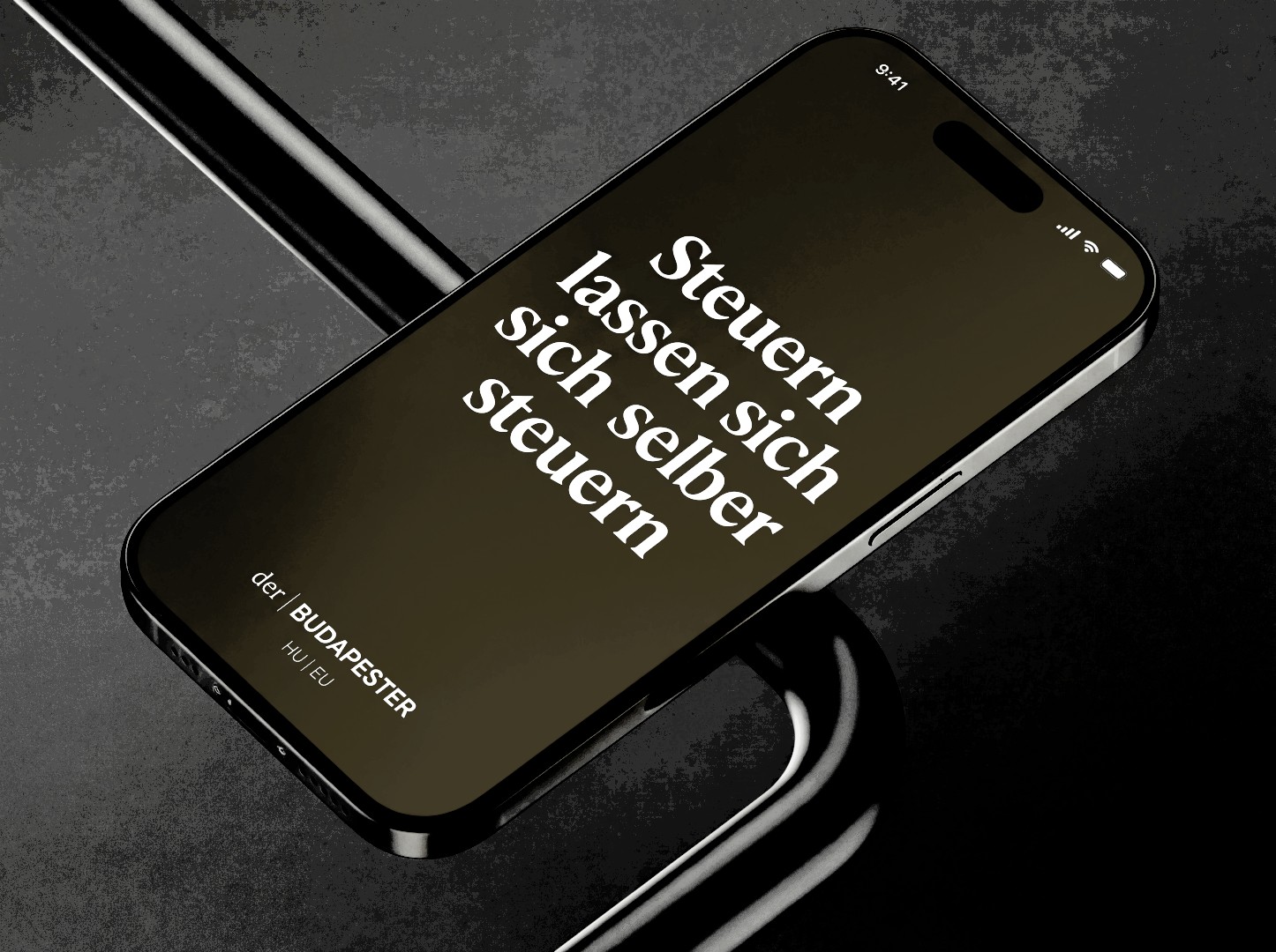 IFB entlarvt Steuervorteil - Smartphone mit Steuerberatung App zeigt Kontrollanzeige auf dunklem Hintergrund