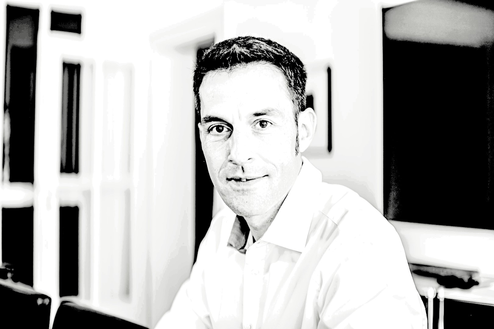 Investieren Paraguay 2025 Stefan Bode Rinderfarmen - Investmentexperte im professionellen Portrait
